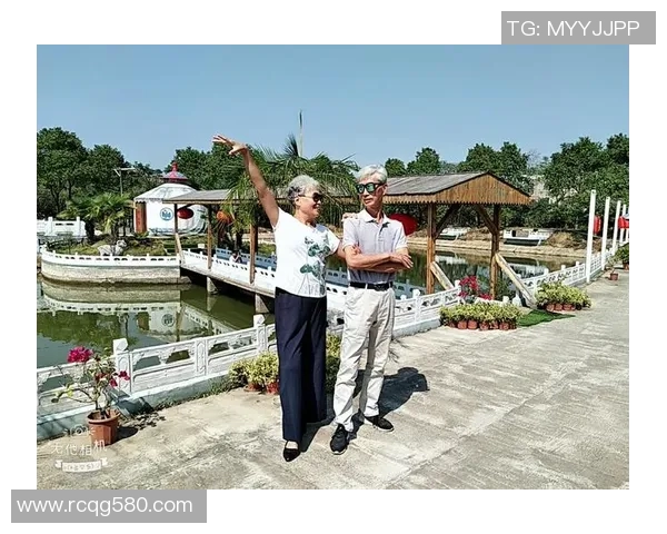 陈秀英的网球人生:从青涩少女到职业选手的心路历程与成长故事 陈秀英的网球人生:从青涩少女到职业选手的心路历程与成长故事