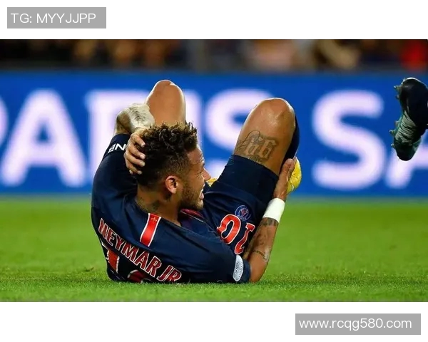 内马尔本赛季遭遇第五次伤病巴黎欧冠前景再度陷入不确定性 内马尔本赛季遭遇第五次伤病巴黎欧冠前景再度陷入不确定性